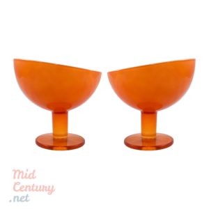Set of two opaline cups made in Belgium, in the 1970s