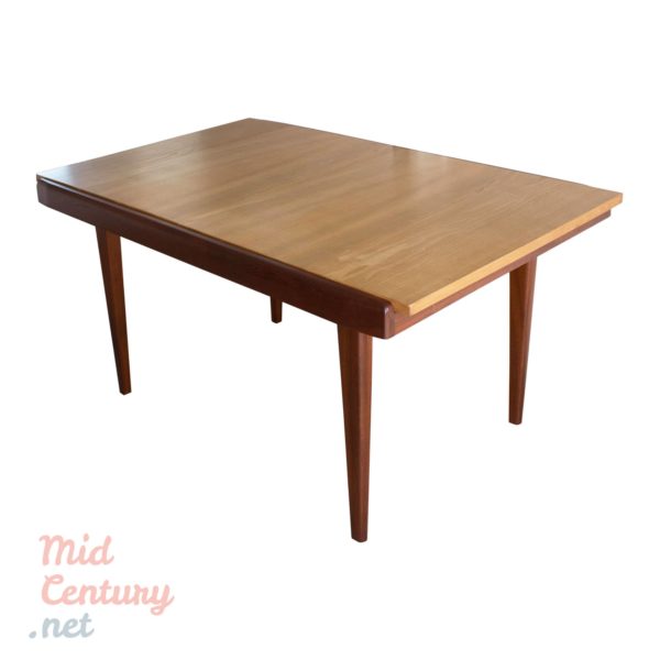 Extendable dining table made in France in the 1960s