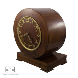 Beautiful Art Deco mantel clock in wood case